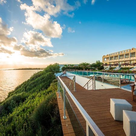 Niforeika Beach Hotel Εξωτερικό φωτογραφία