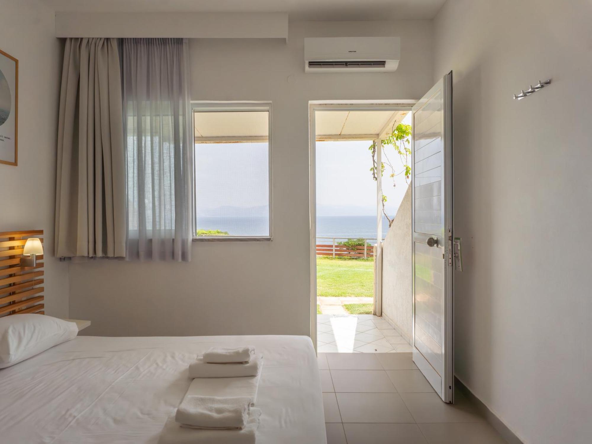 Niforeika Beach Hotel Εξωτερικό φωτογραφία