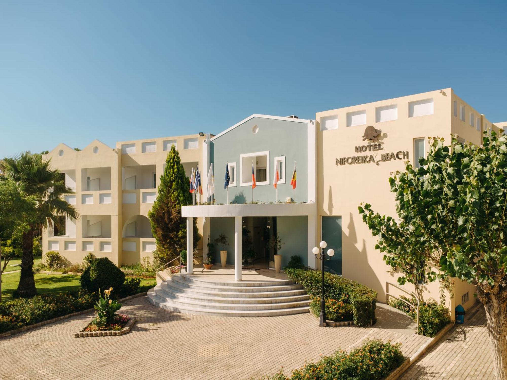 Niforeika Beach Hotel Εξωτερικό φωτογραφία