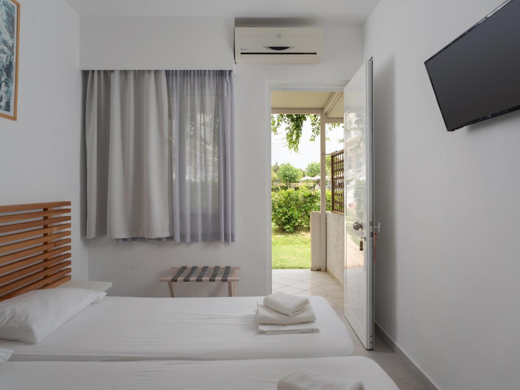 Niforeika Beach Hotel Εξωτερικό φωτογραφία